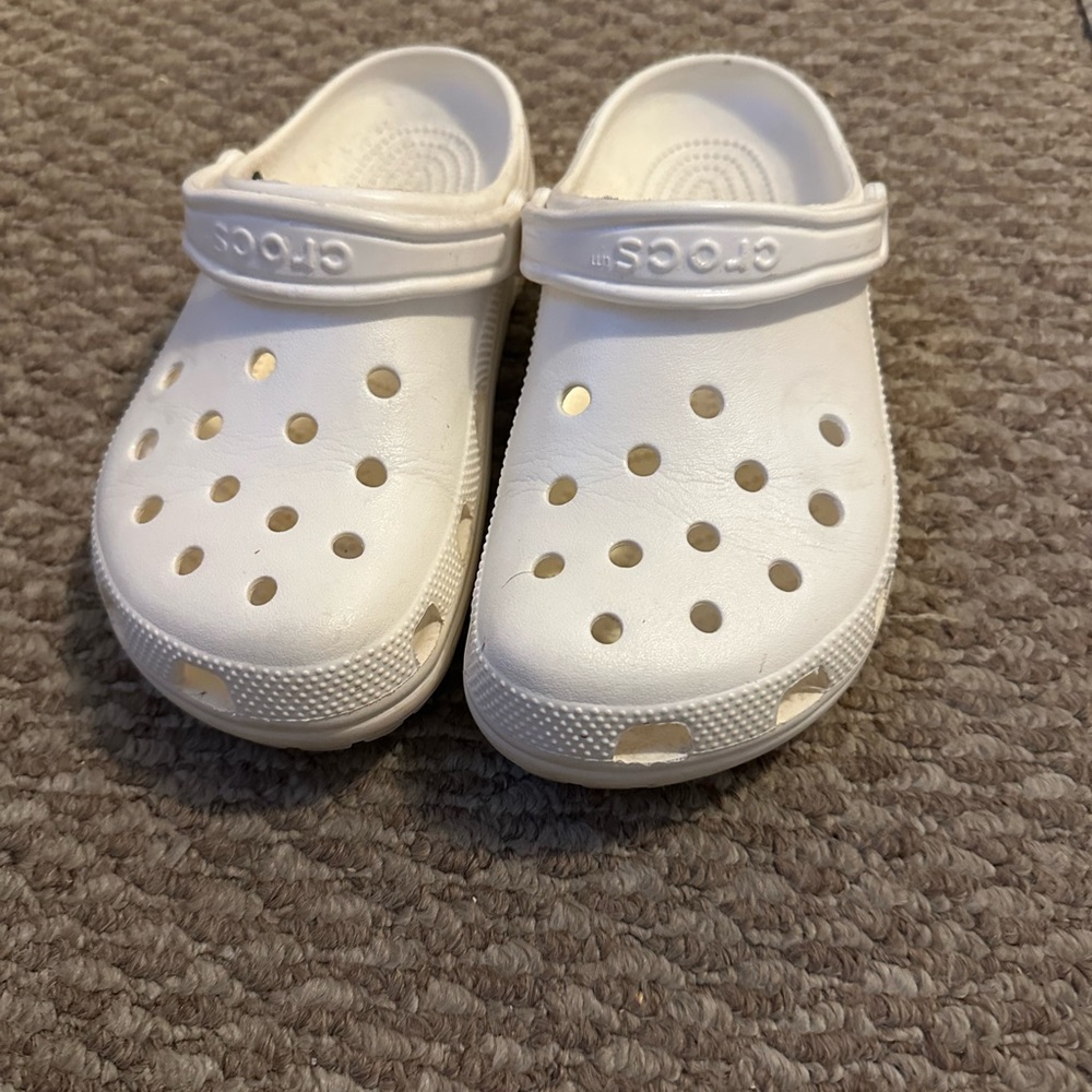 Women’s white crocs size 9